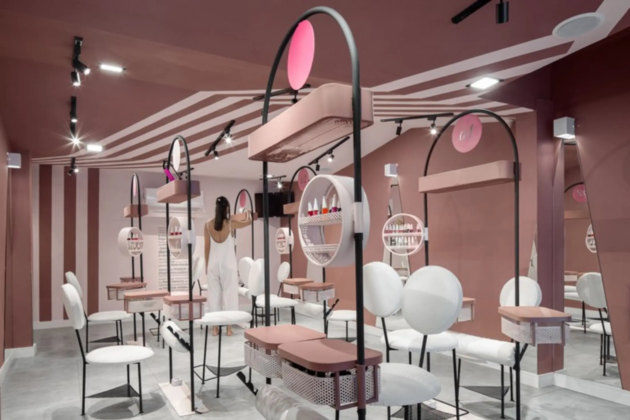 Belle.Club Beauty Salon, Bairro Itaim Bibi, Brazil