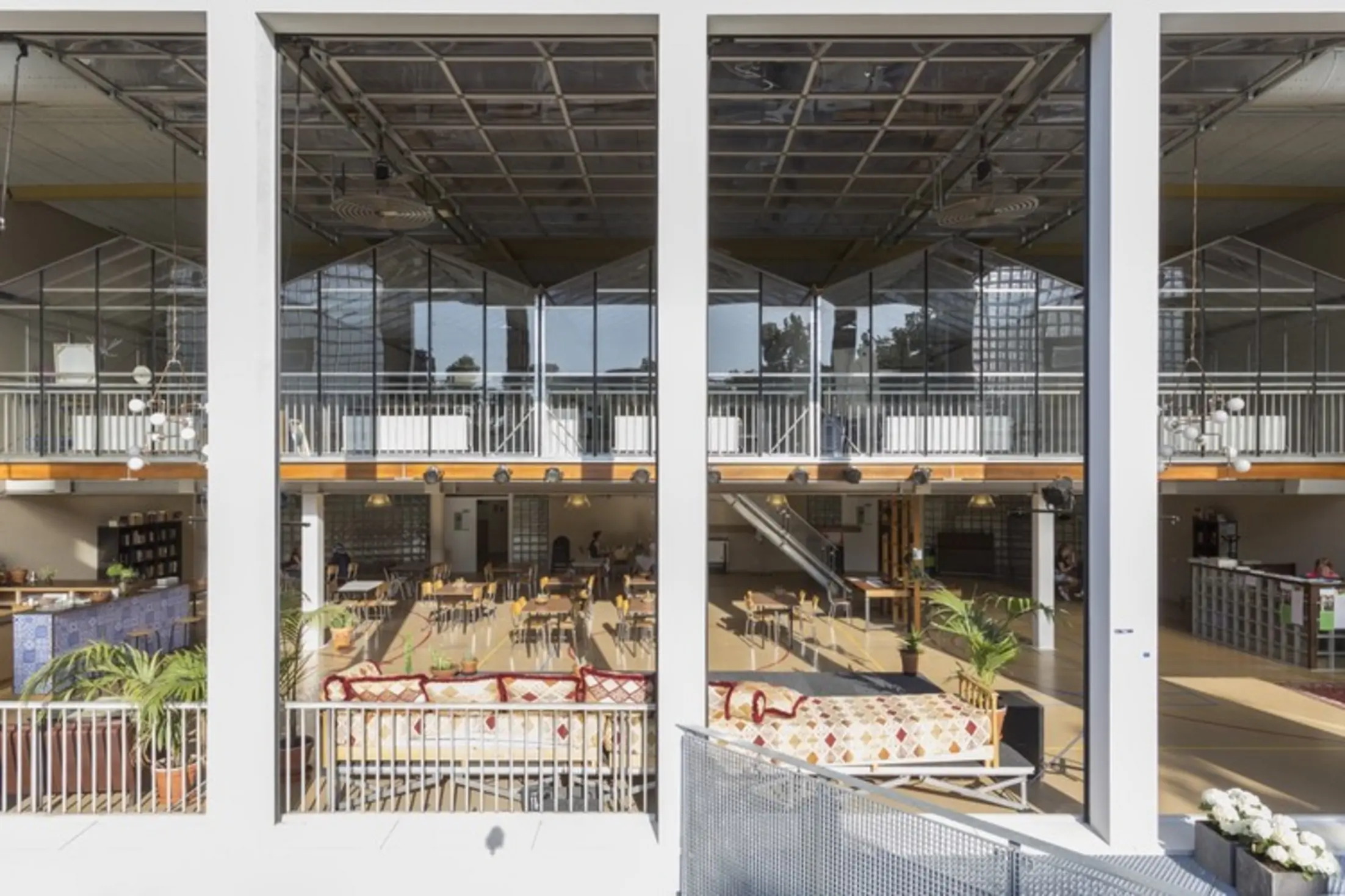 Ru Paré Community, Amsterdam, The Netherlands