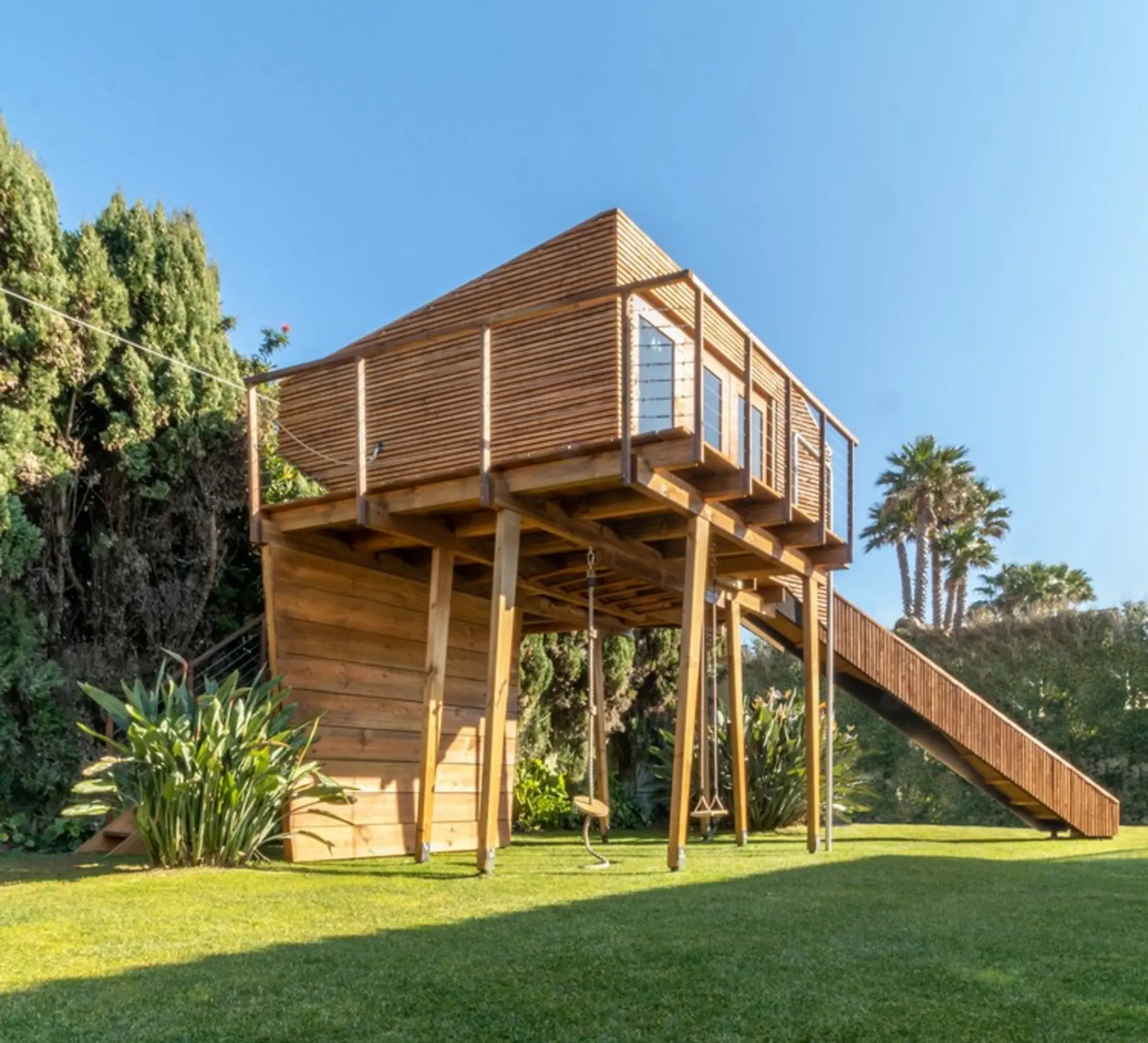 Cassiopeia Treehouse, Cascais, Portugal