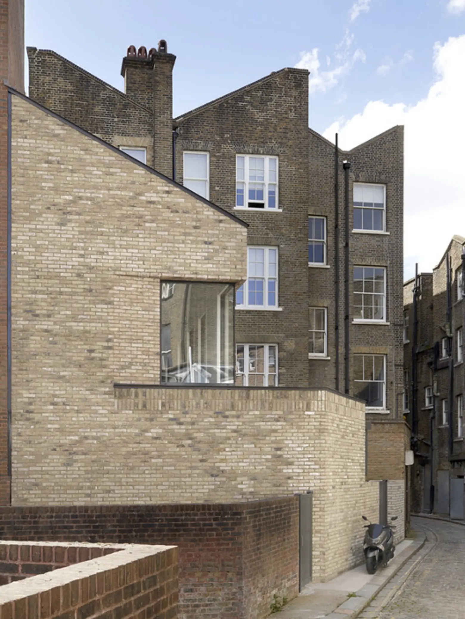 Bird in Hand, United Kingdom