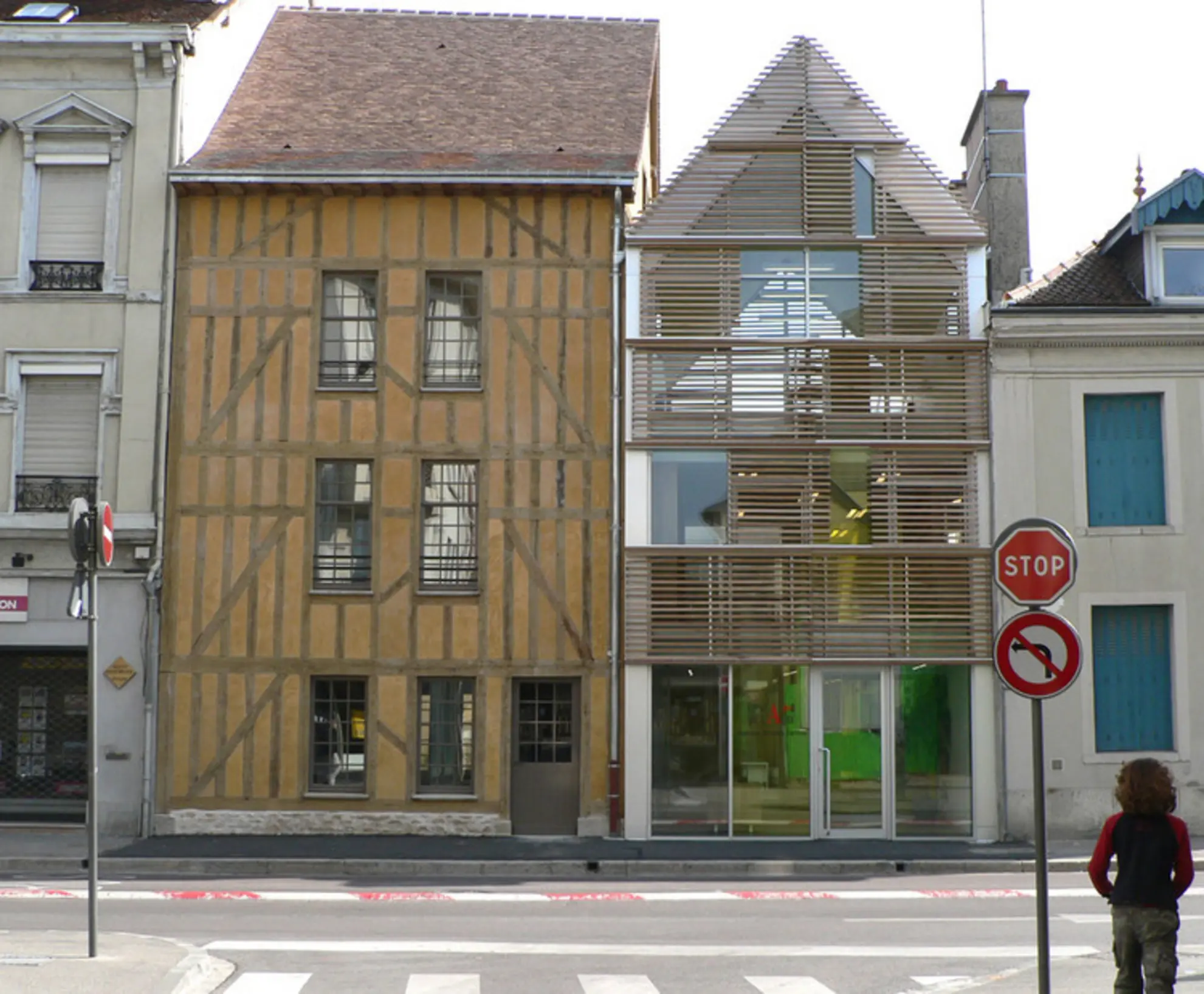 Agence Commerciale Opac de l'Aube, France