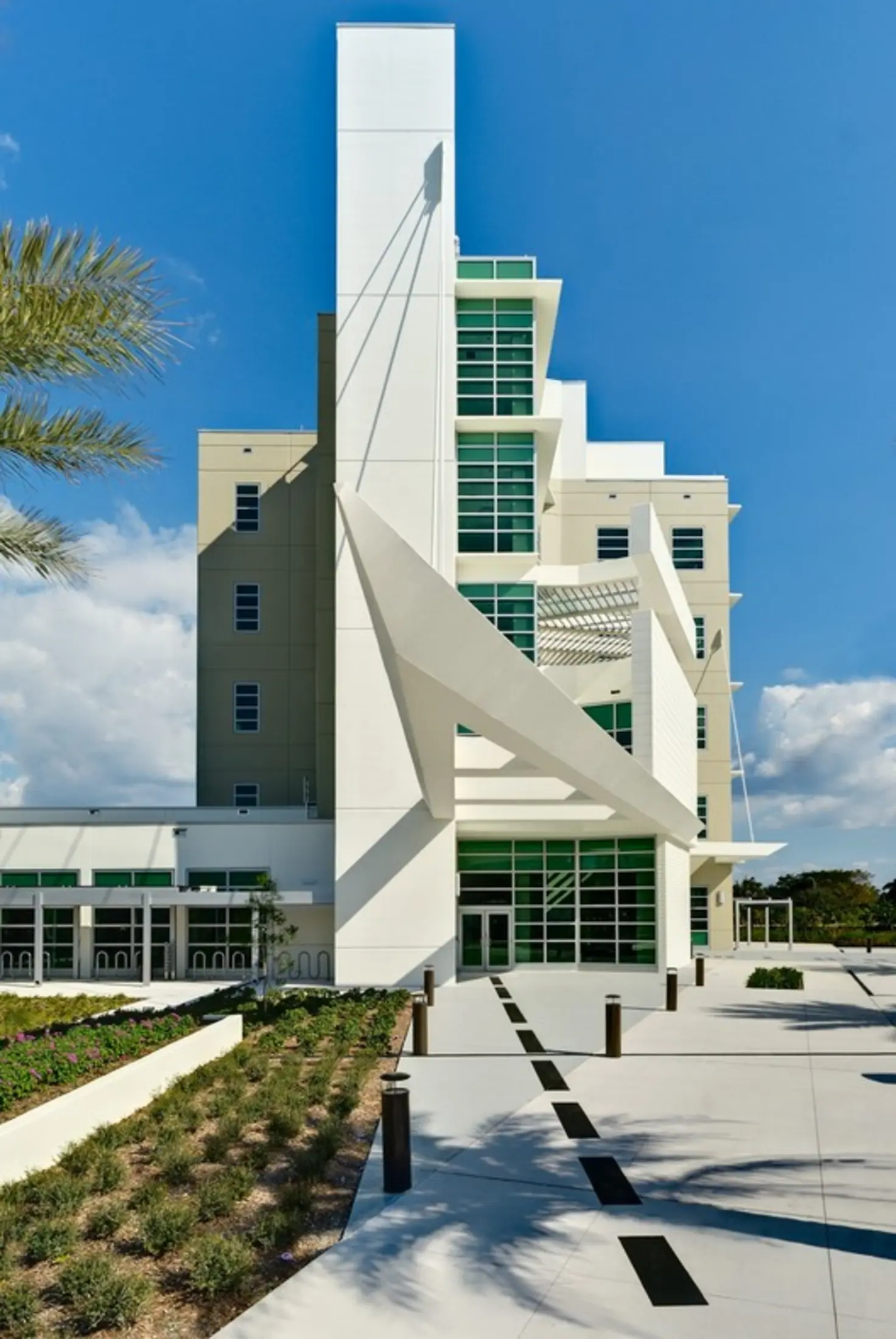 FAU College of Computer Science and Engineering Building, United States