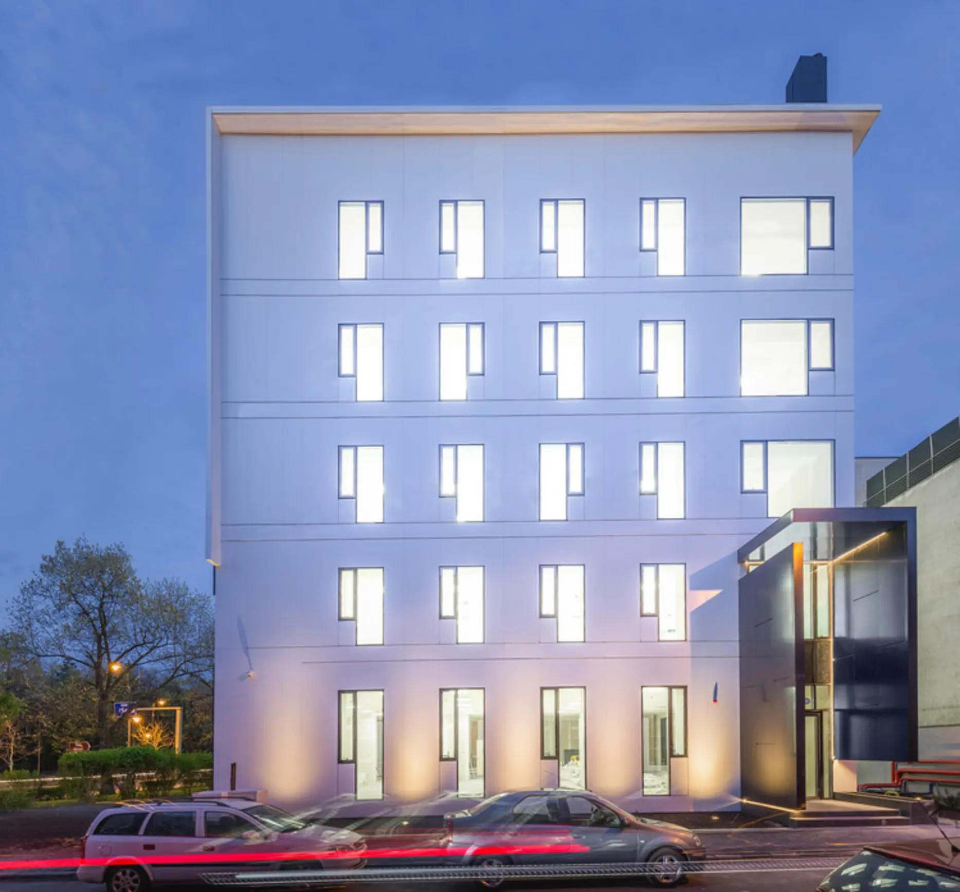 H - Avenue, București, Romania