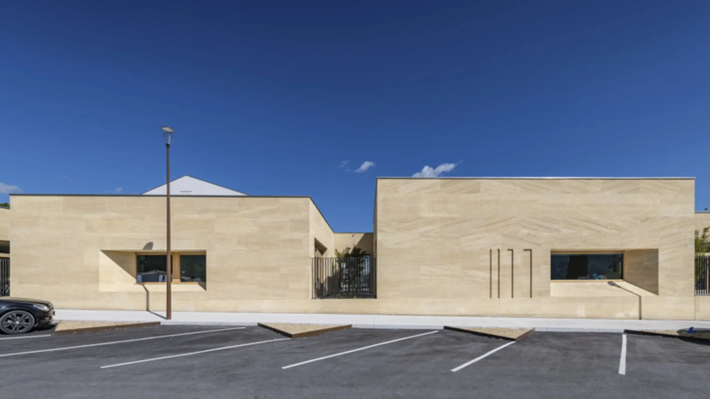 School in Cuges-les-Pins by Antoine Beau Architecture — Cuges-Les-Pins, France, France