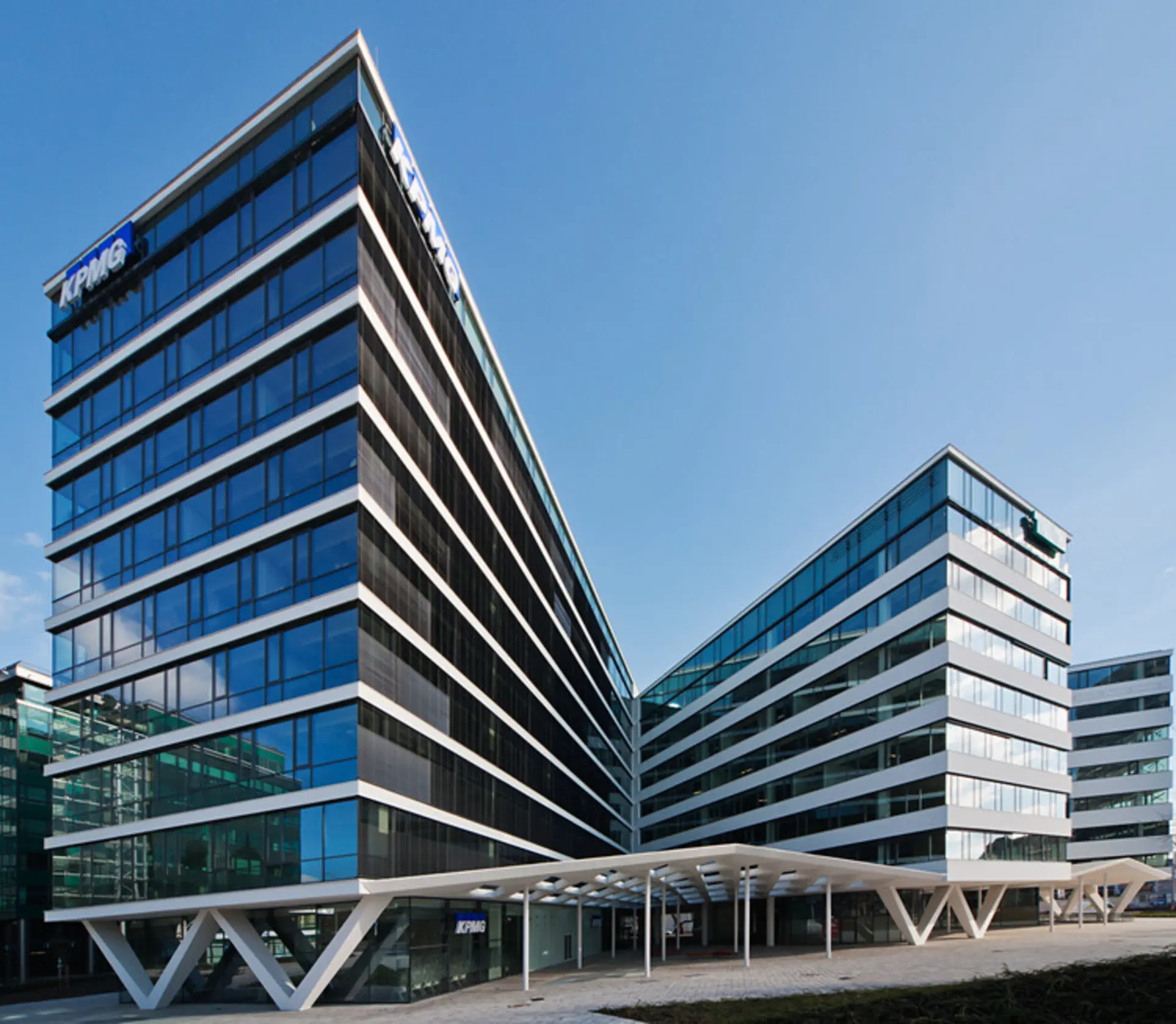 K4 Office Building, Budapest, Hungary
