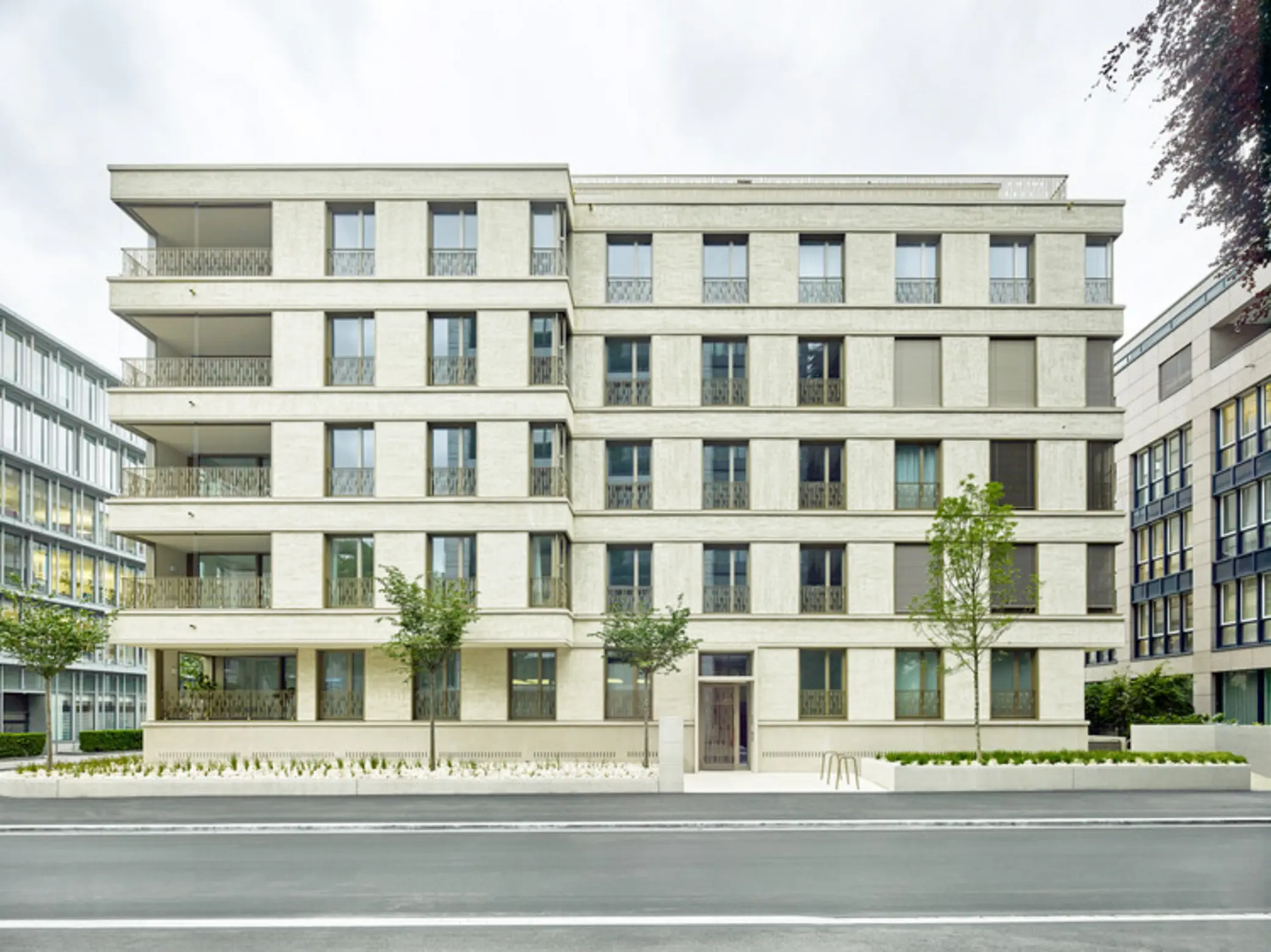 Apartment Building Tödistrasse Zürich, Zürich