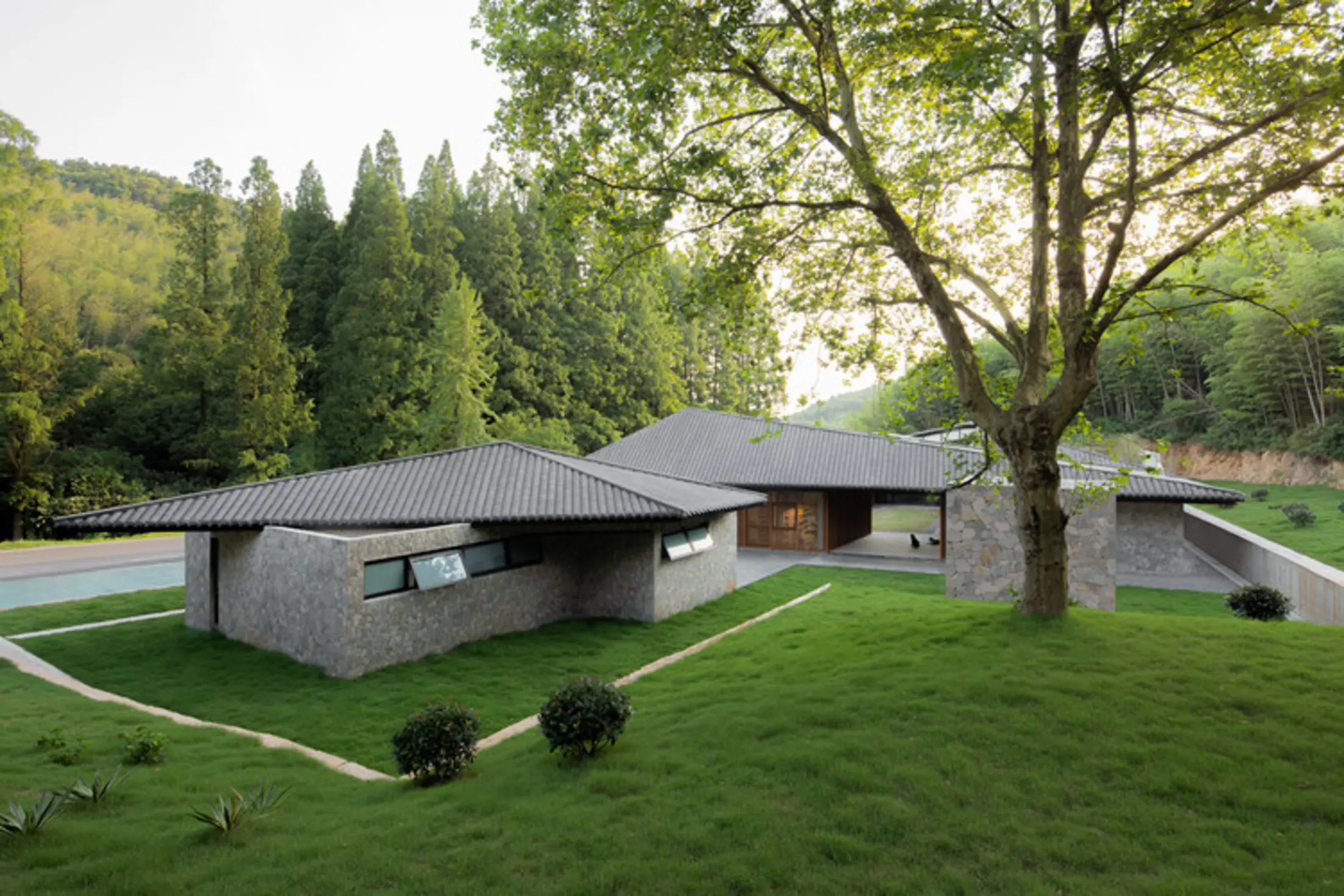 Wuxiang Mountain Qiu Hu Station, Nanjing, China