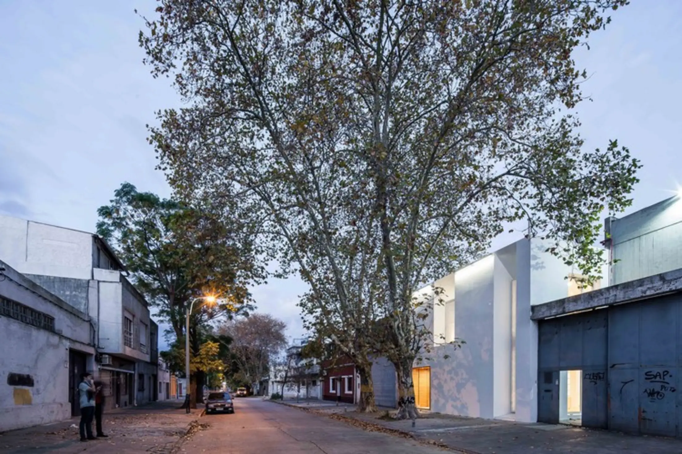 Prinzi an Office Between Warehouses, Montevideo, Uruguay