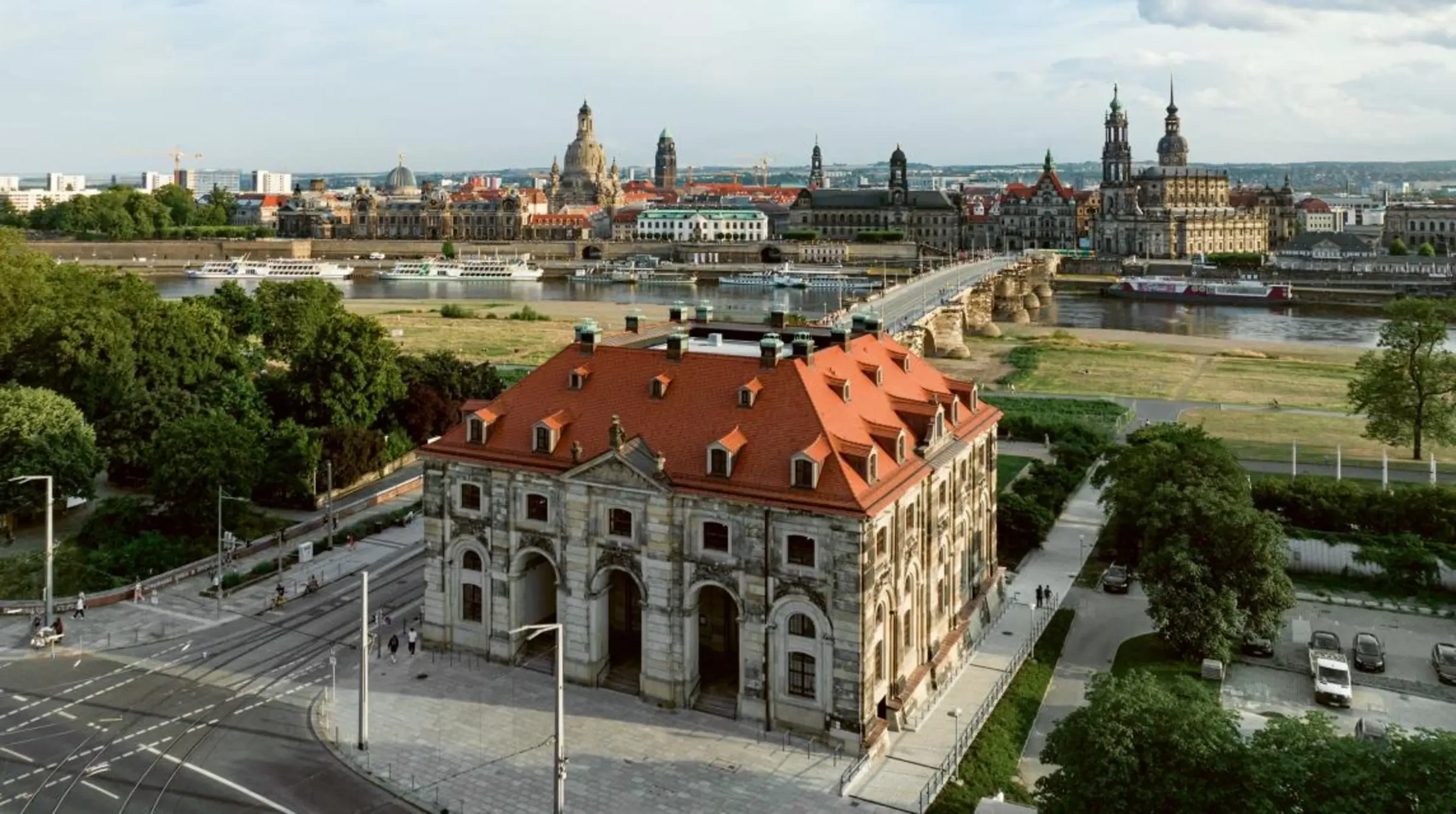 Archive of the Avant-Garde, Dresden
