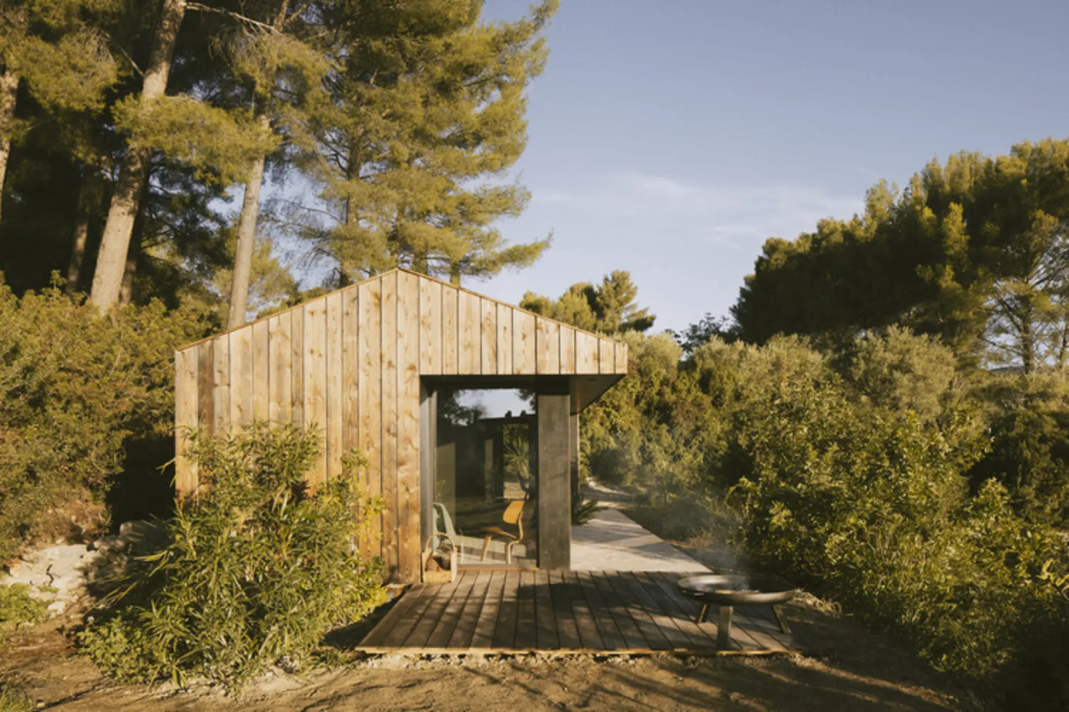 Pine Nut Cabin, Marseille