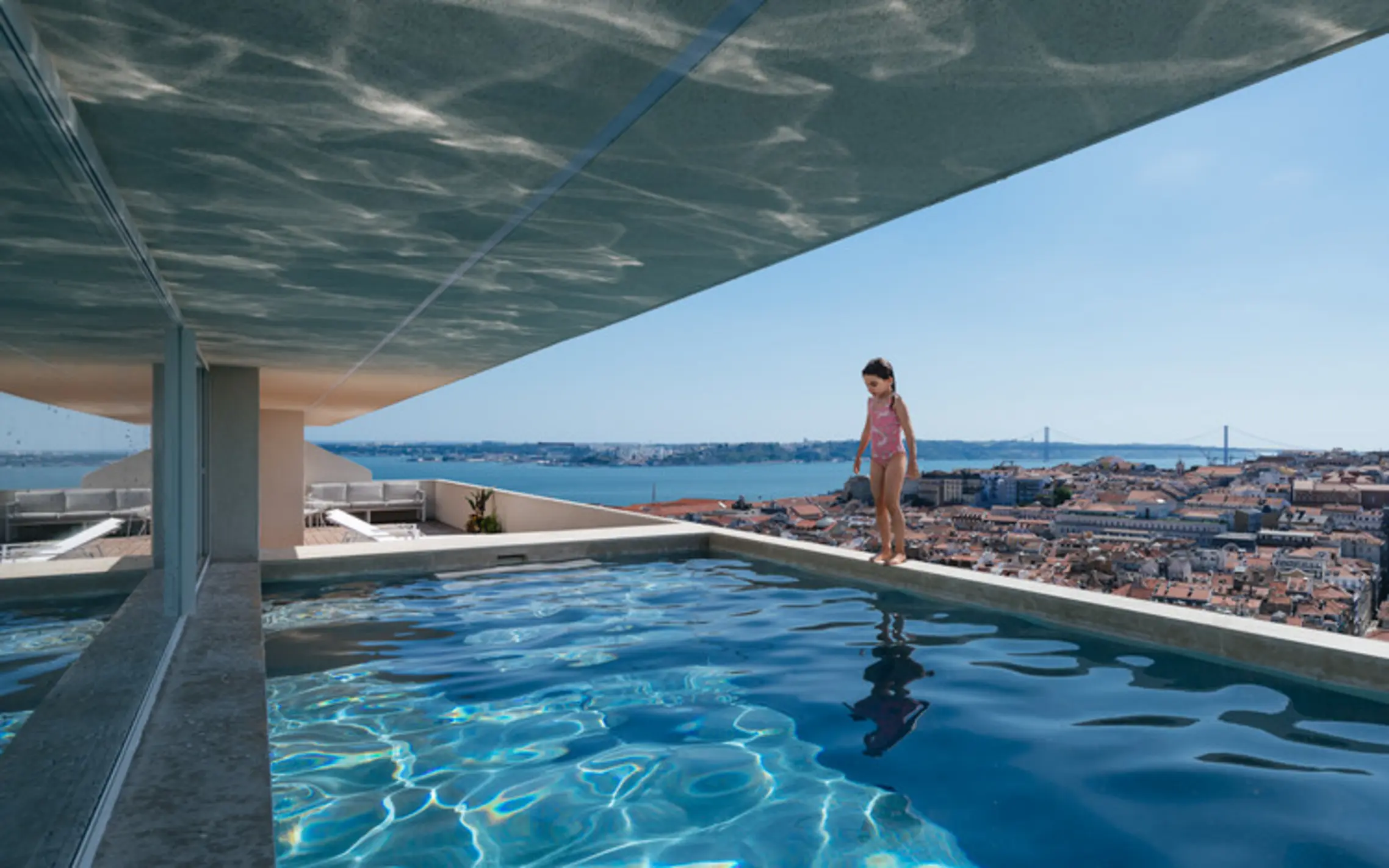 Building in Costa do Castelo, Lisboa, Portugal