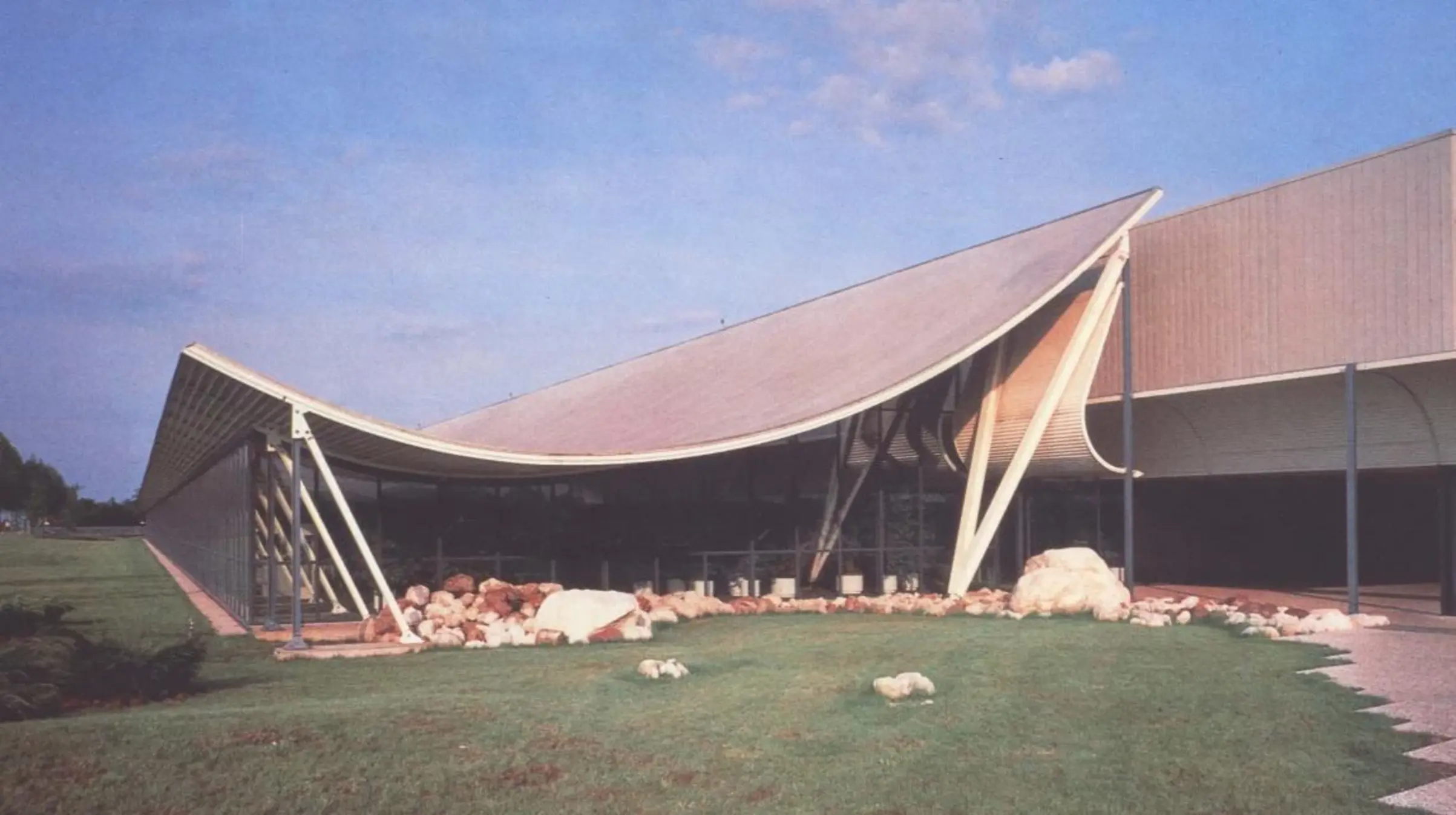 Lowara Office Building at Montecchio Maggiore, Vicenza