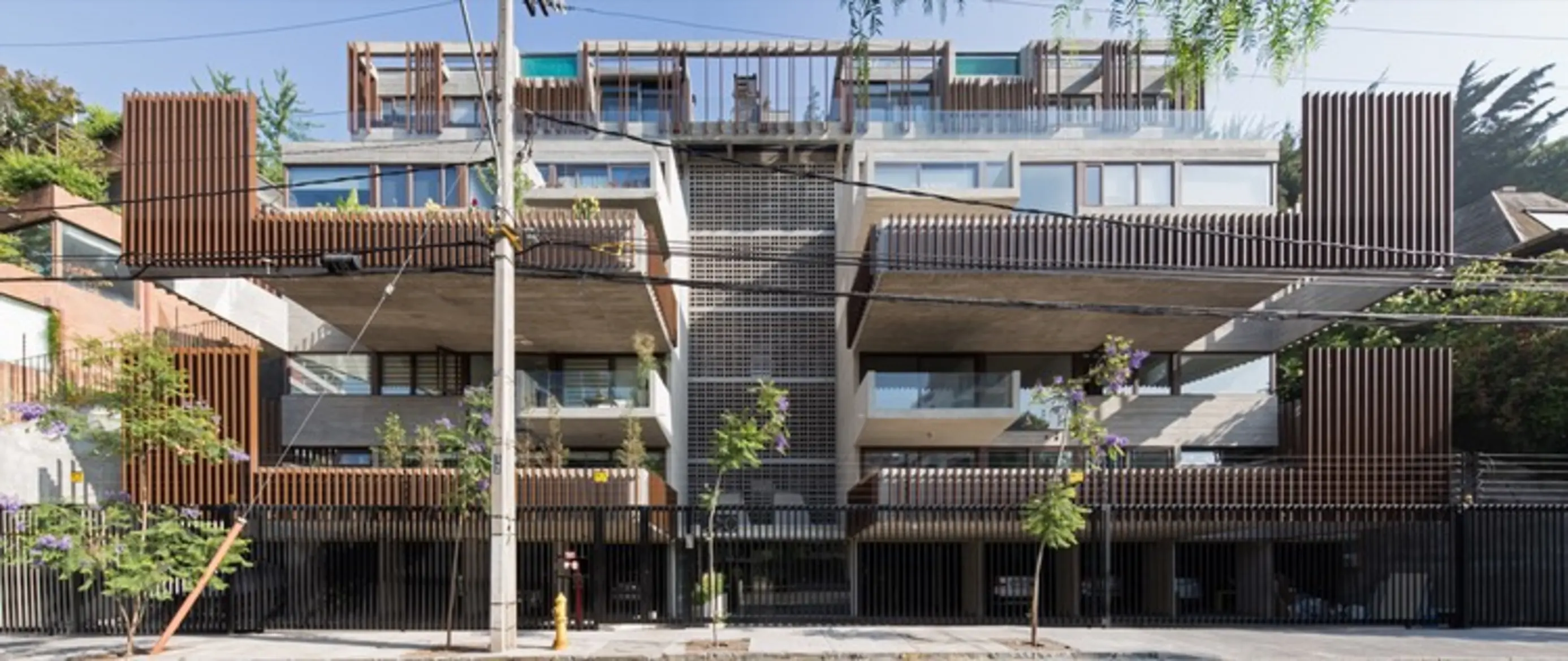 Seis Building, Las Condes