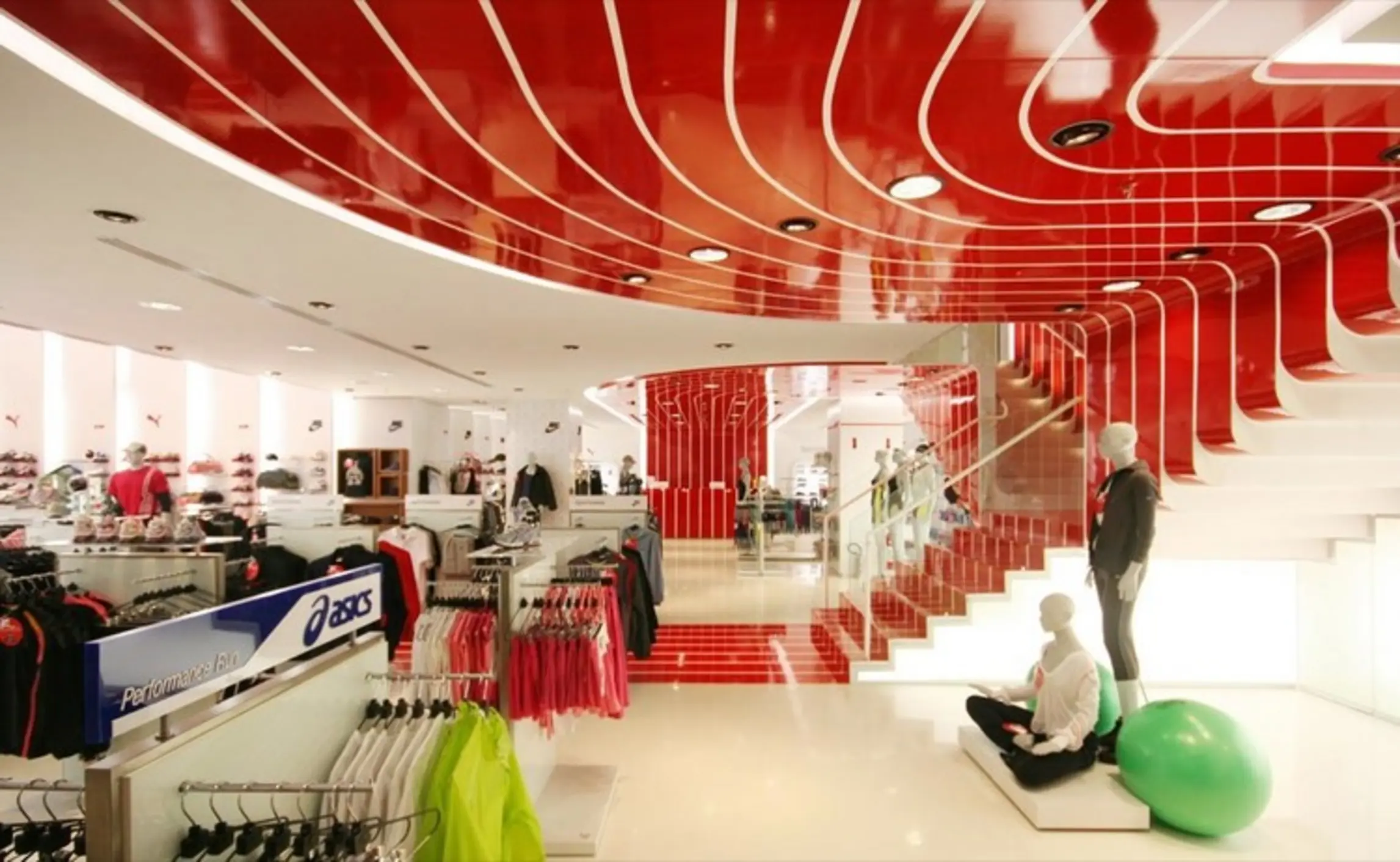 Centauro Concept Store, Sao Paulo, Brazil