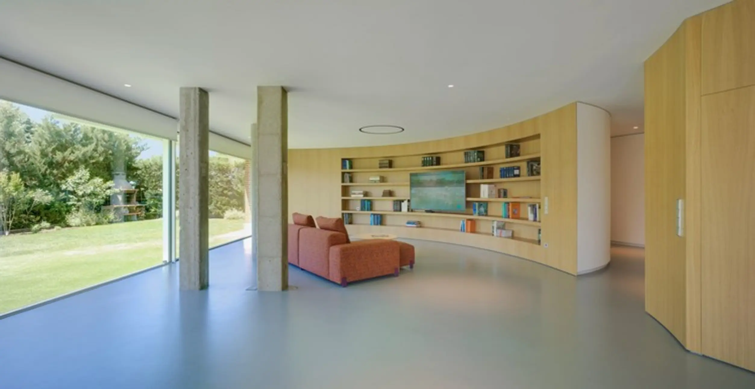 Doméstico Fluido House, Spain