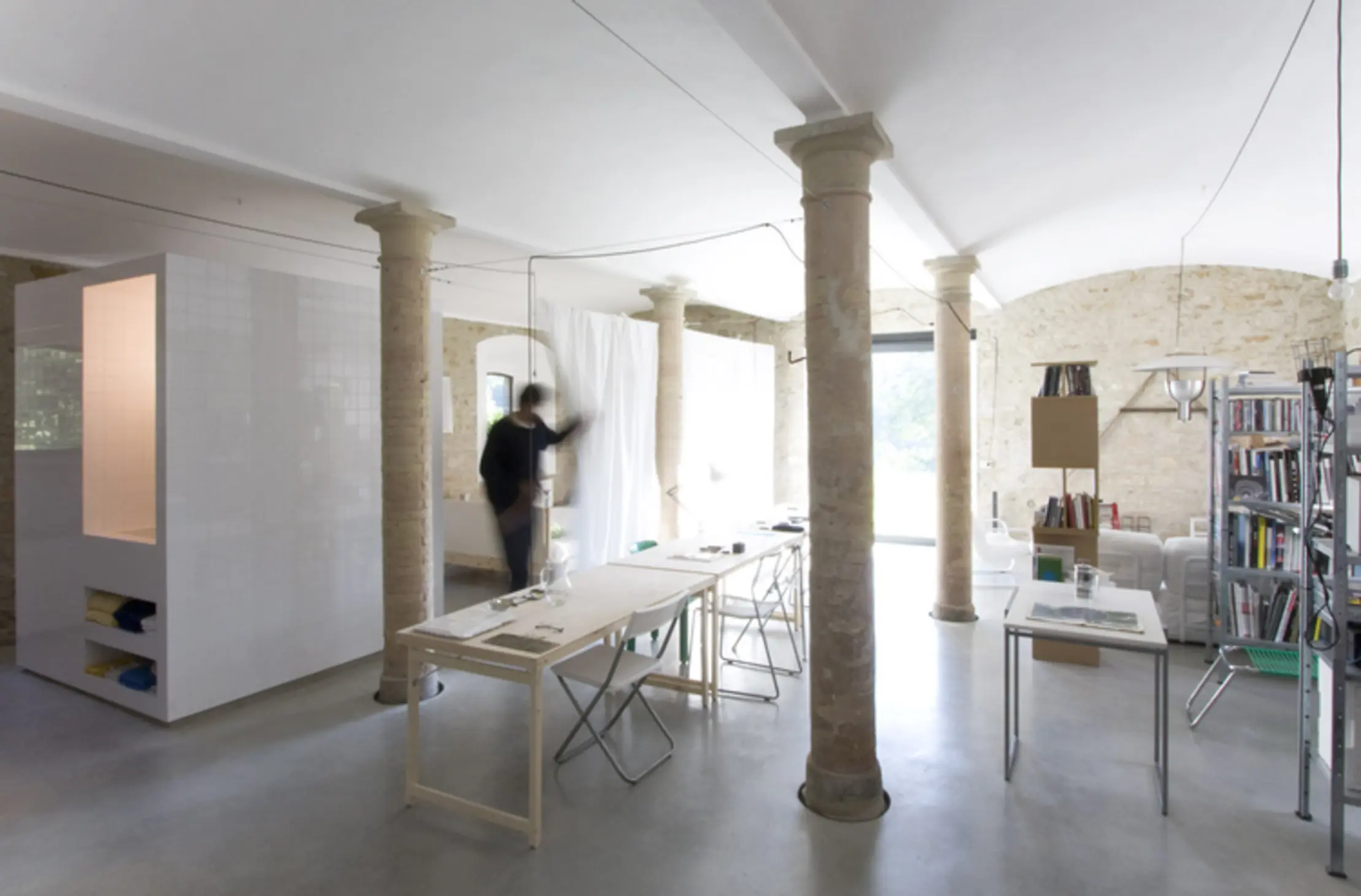 Tile and Concrete, Italy