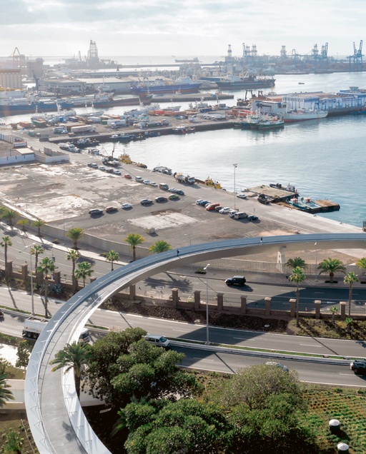 Onda Atlántica footbridge by Onda Arquitectura (2021) — Las Palmas Of Gran Canaria, Spain