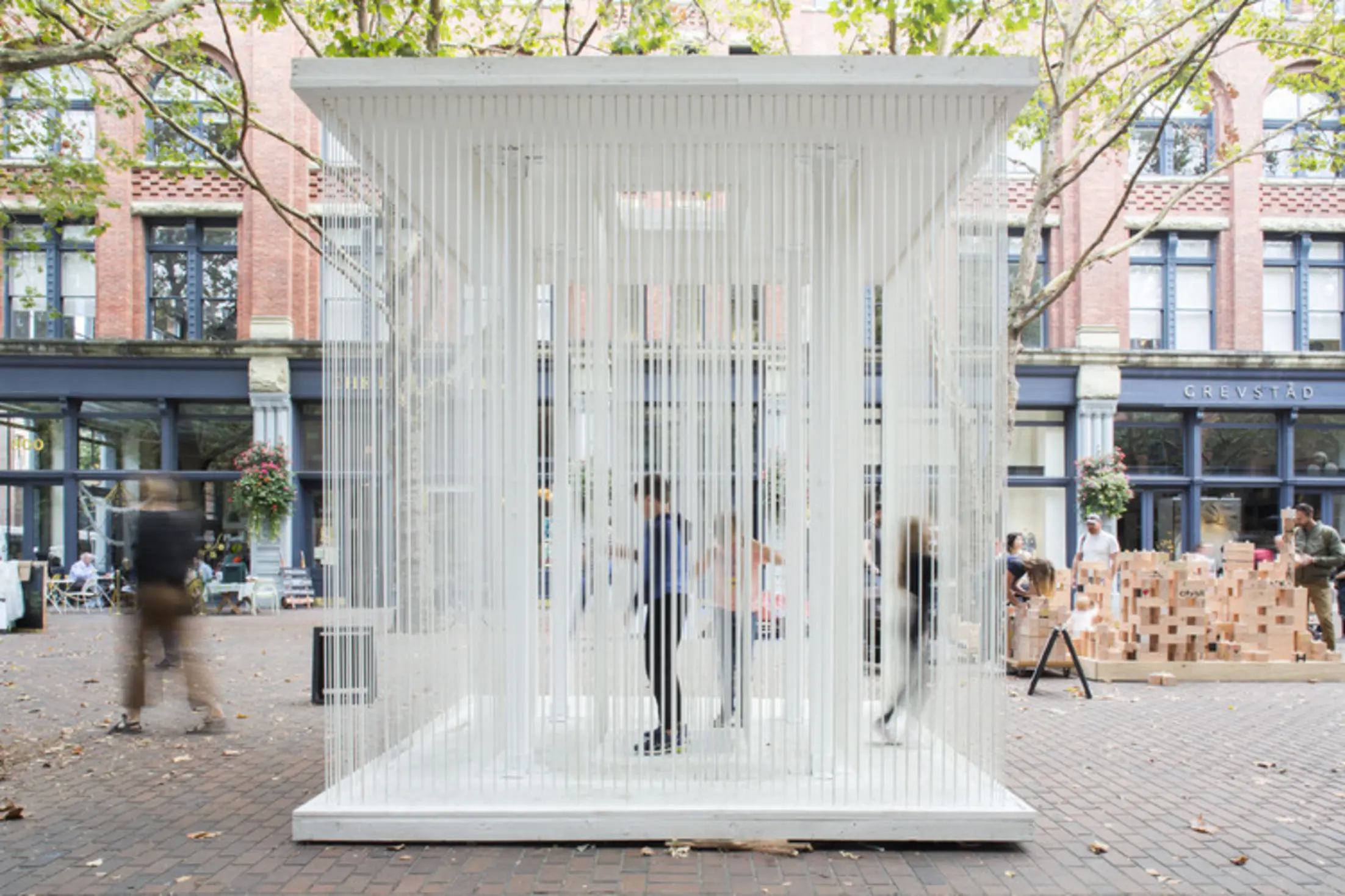 Blind Trust, Seattle, United States