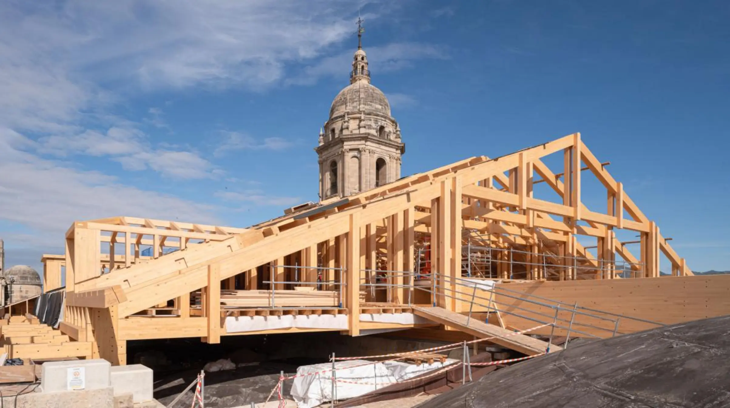 New roof for Málaga Cathedral, Malaga