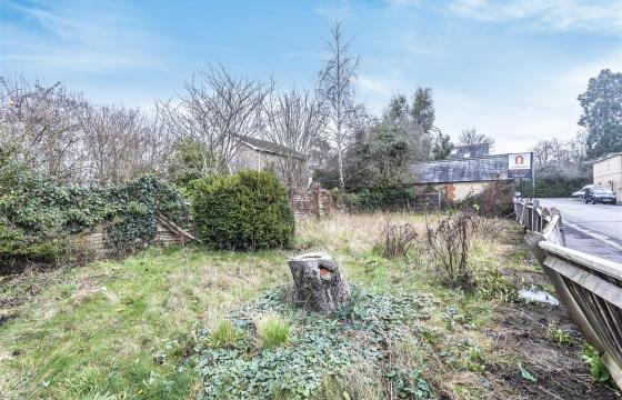 Land for sale in Oxford photo