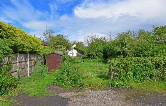 Land for sale in Stoke Heath, Bromsgrove photo
