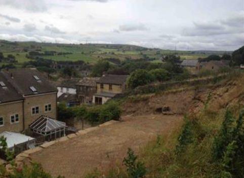 Land for sale in Bradford, West Yorkshire photo