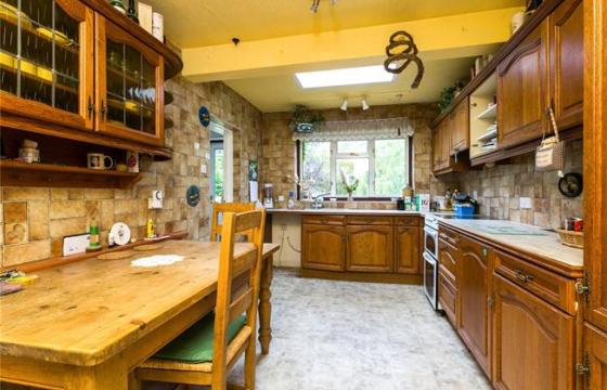 Property for improvement in Great Missenden, Buckinghamshire photo