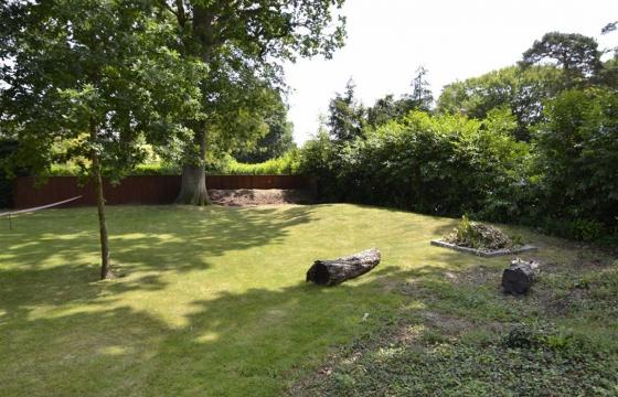 Land for sale in Berkshire photo