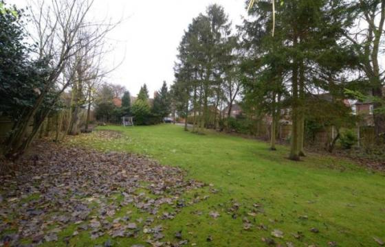 Land for sale in Newark, Nottinghamshire photo