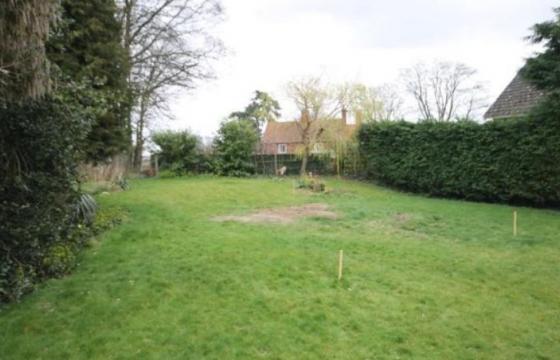 Land for sale in Caythorpe, Nottinghamshire photo