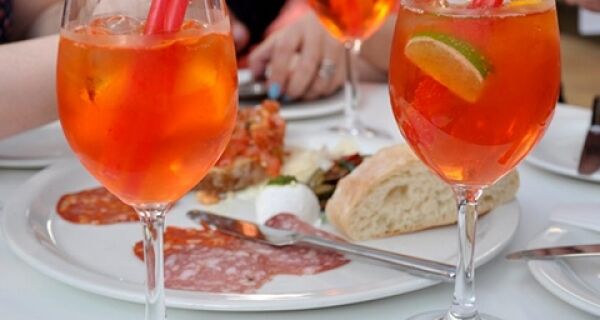 Good and Bad PR: Cheers to Aperol, no cheers for split condoms!