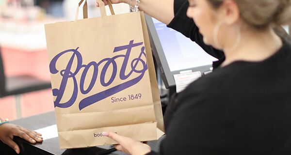 Good and Bad PR: Retail heroes and villains