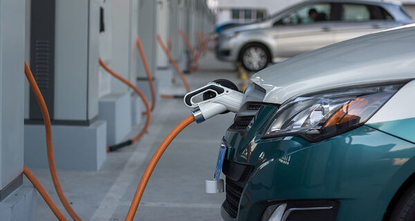 Mercedes-Benz India does some cheeky brand promotion, welcomes Jaguar’s I-PACE EV in India to its charging stations: Nikhil Chawla discusses