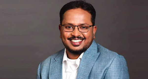 Apple picks Anand Subramanian as lead corporate communications for India
