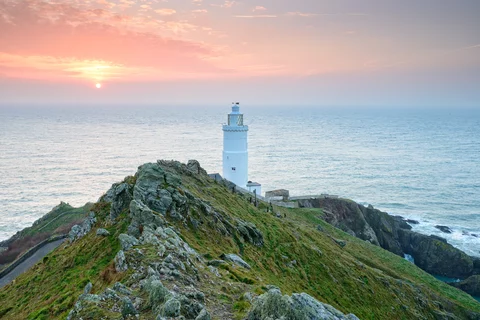 Shutterstock 610086380 2