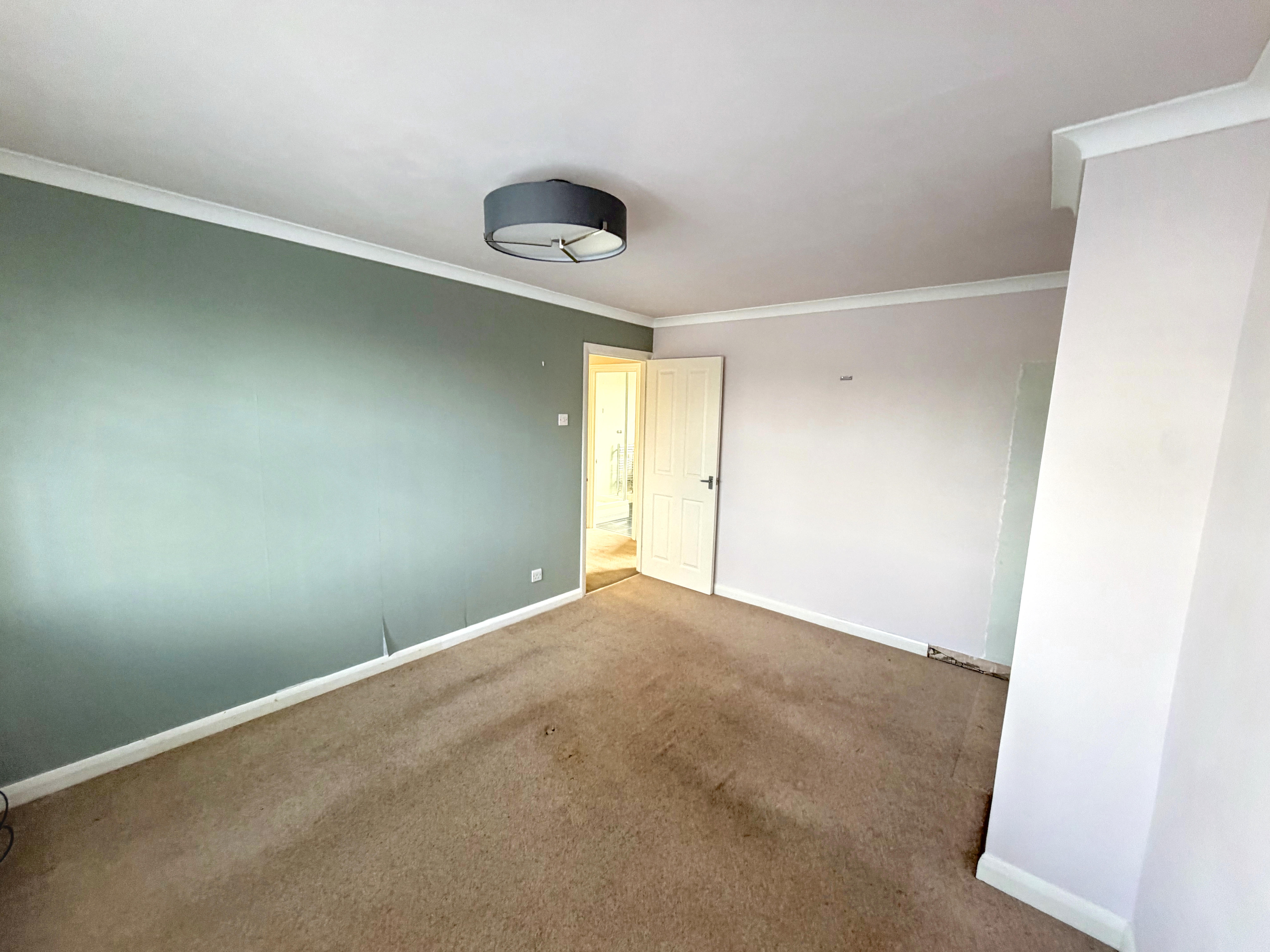 10 Bedroom 1