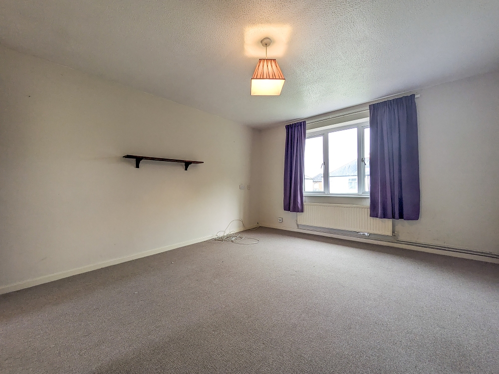 7 - Living room