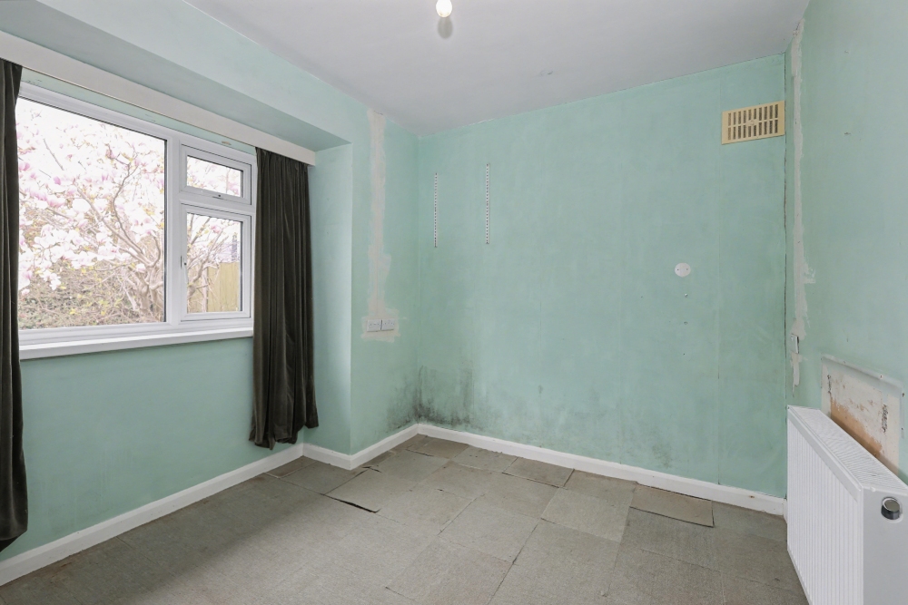 14 - Bedroom 2