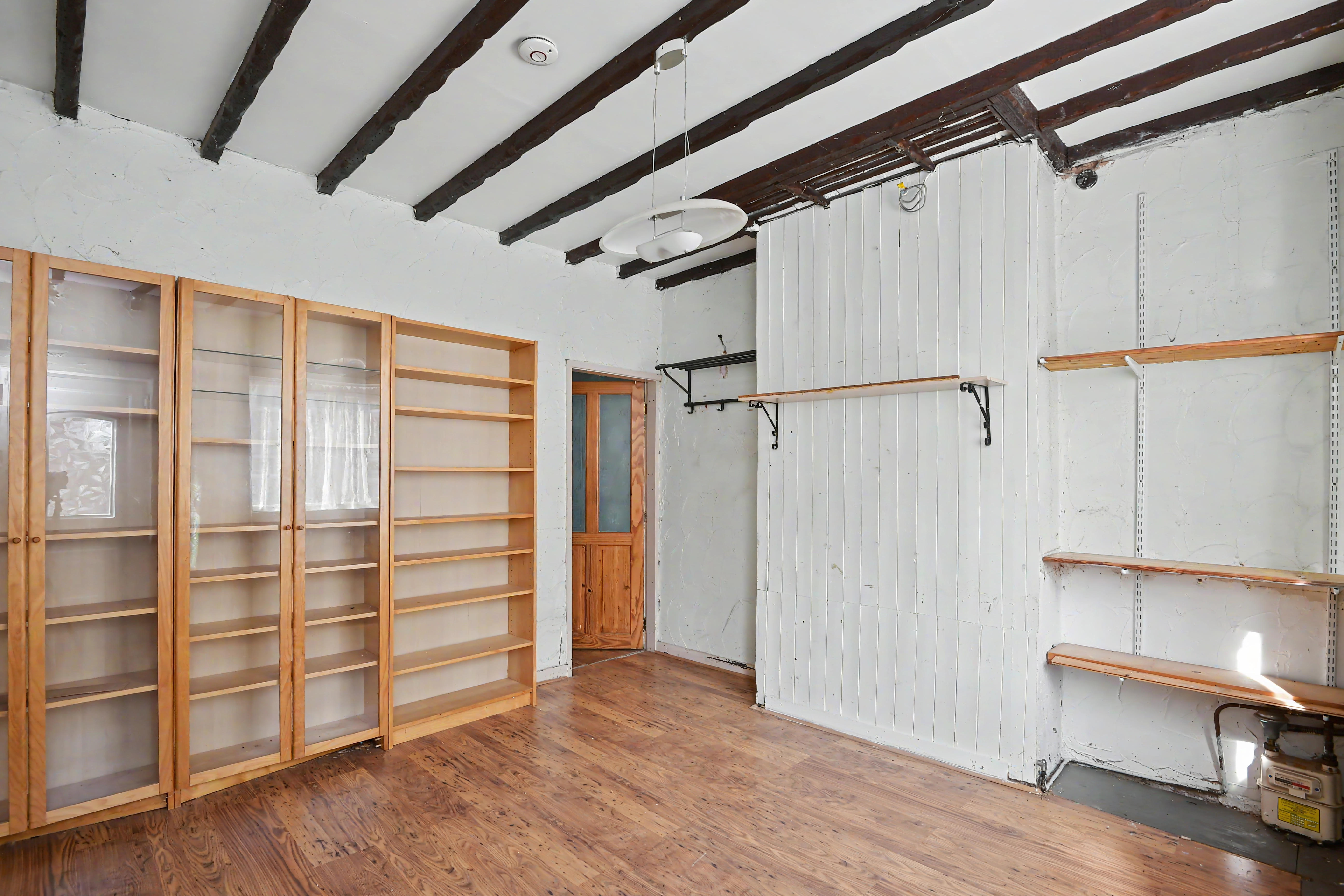5 - Living room