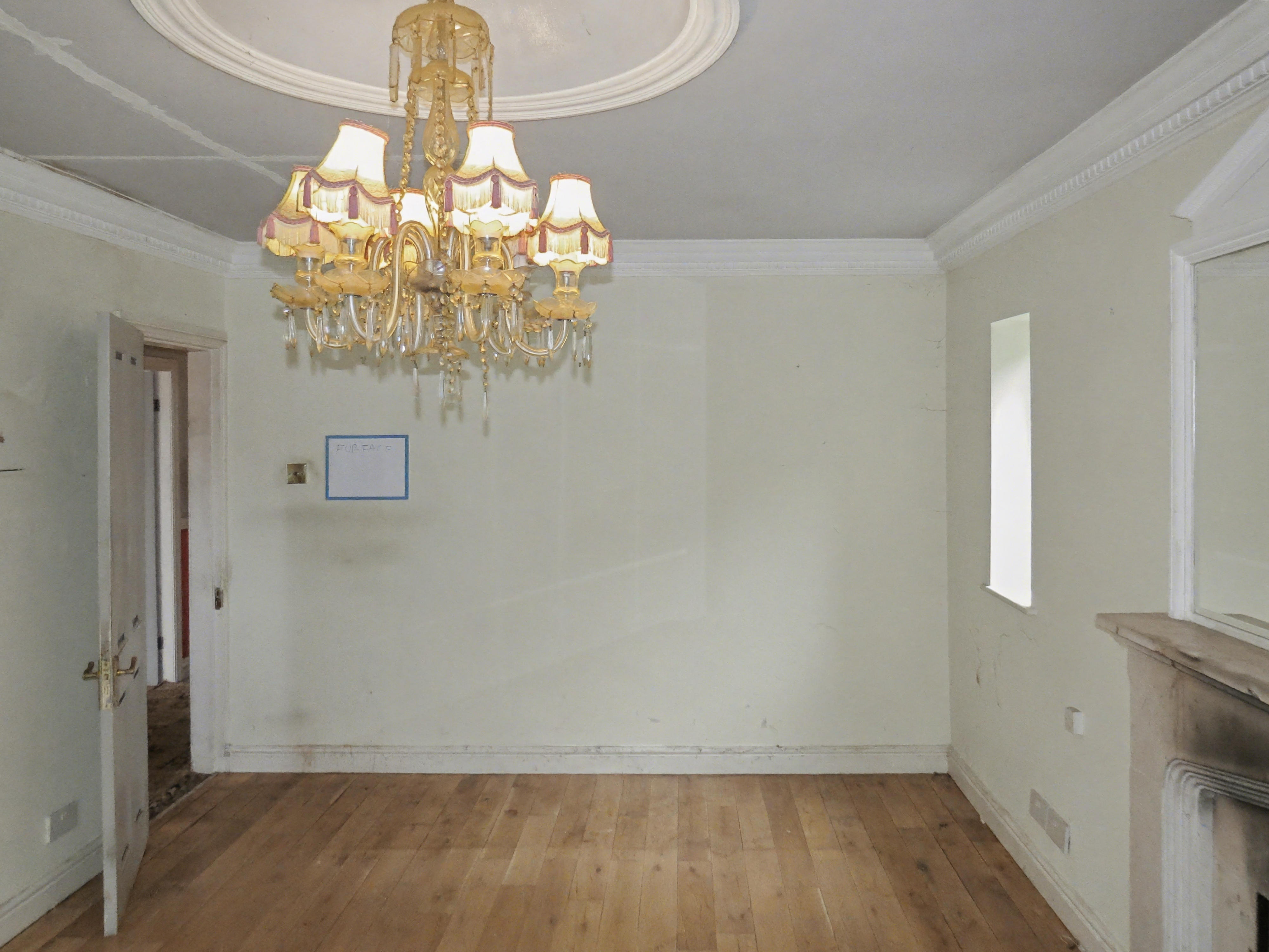 5 - Living room
