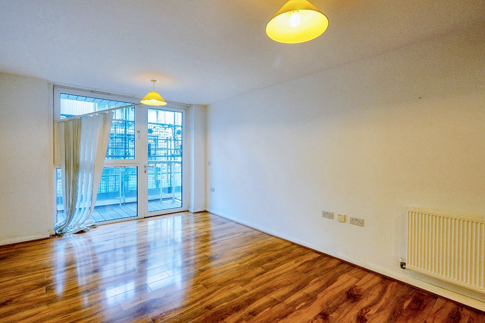 7 - Living room