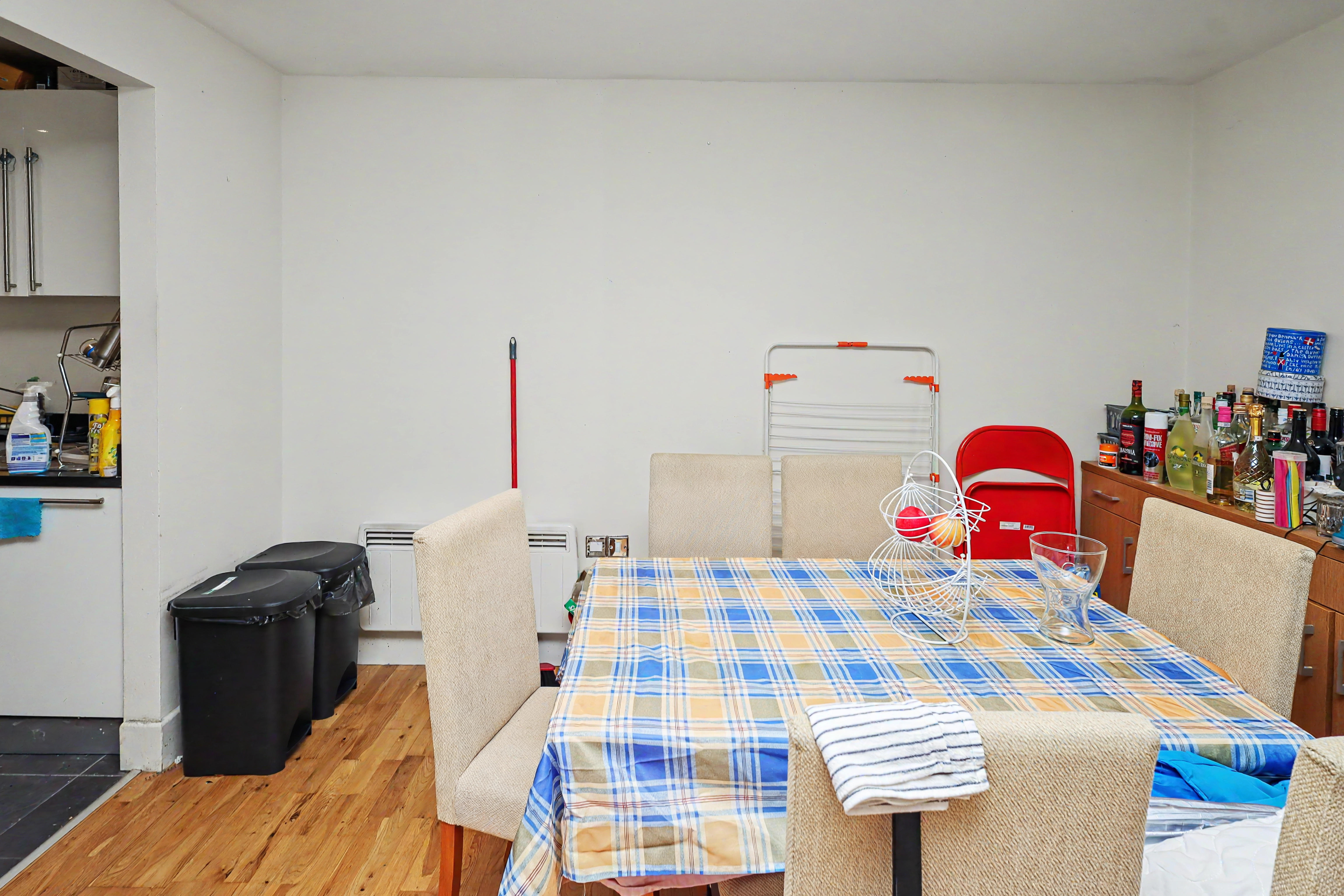 5 - Dining