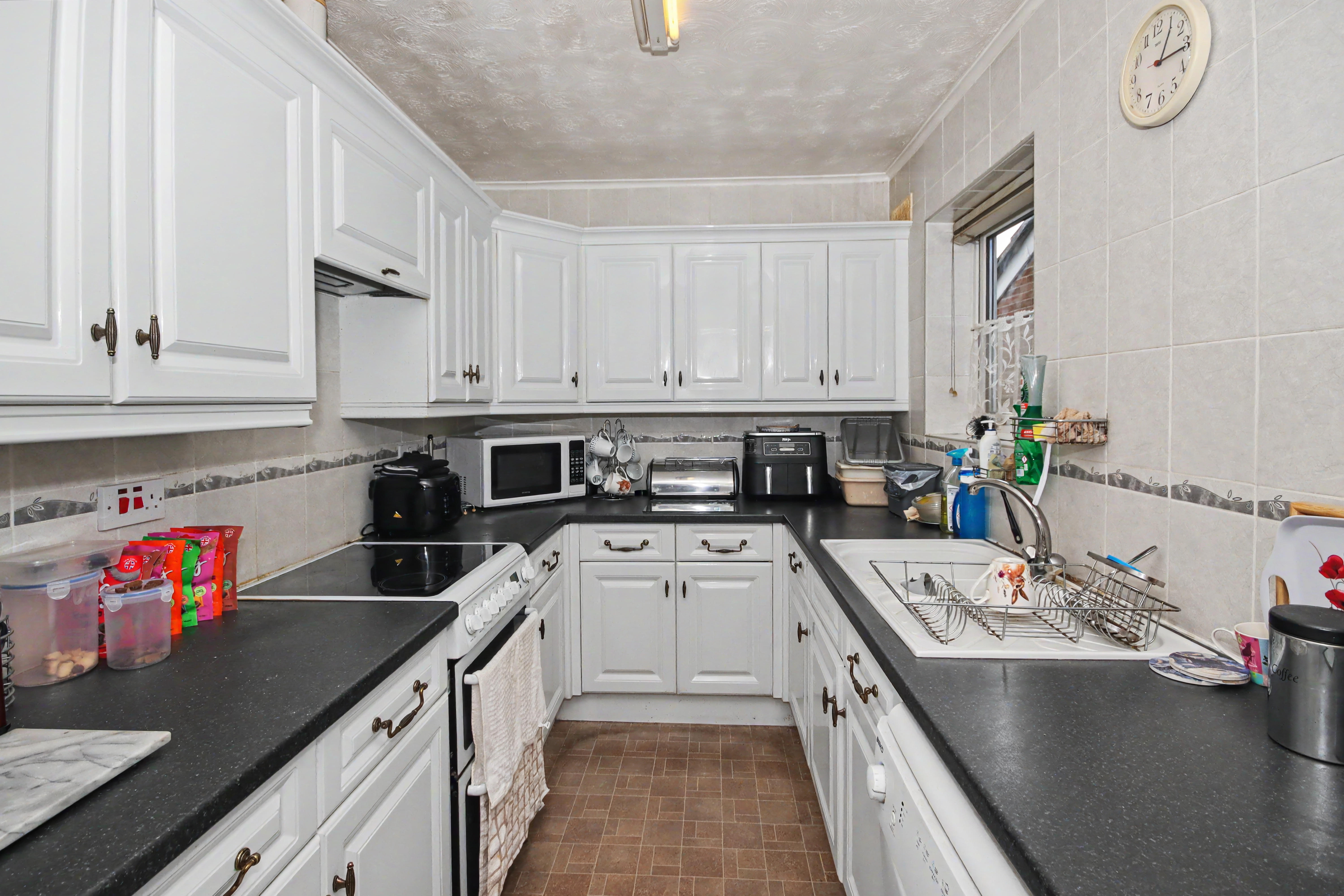 3 - Kitchen