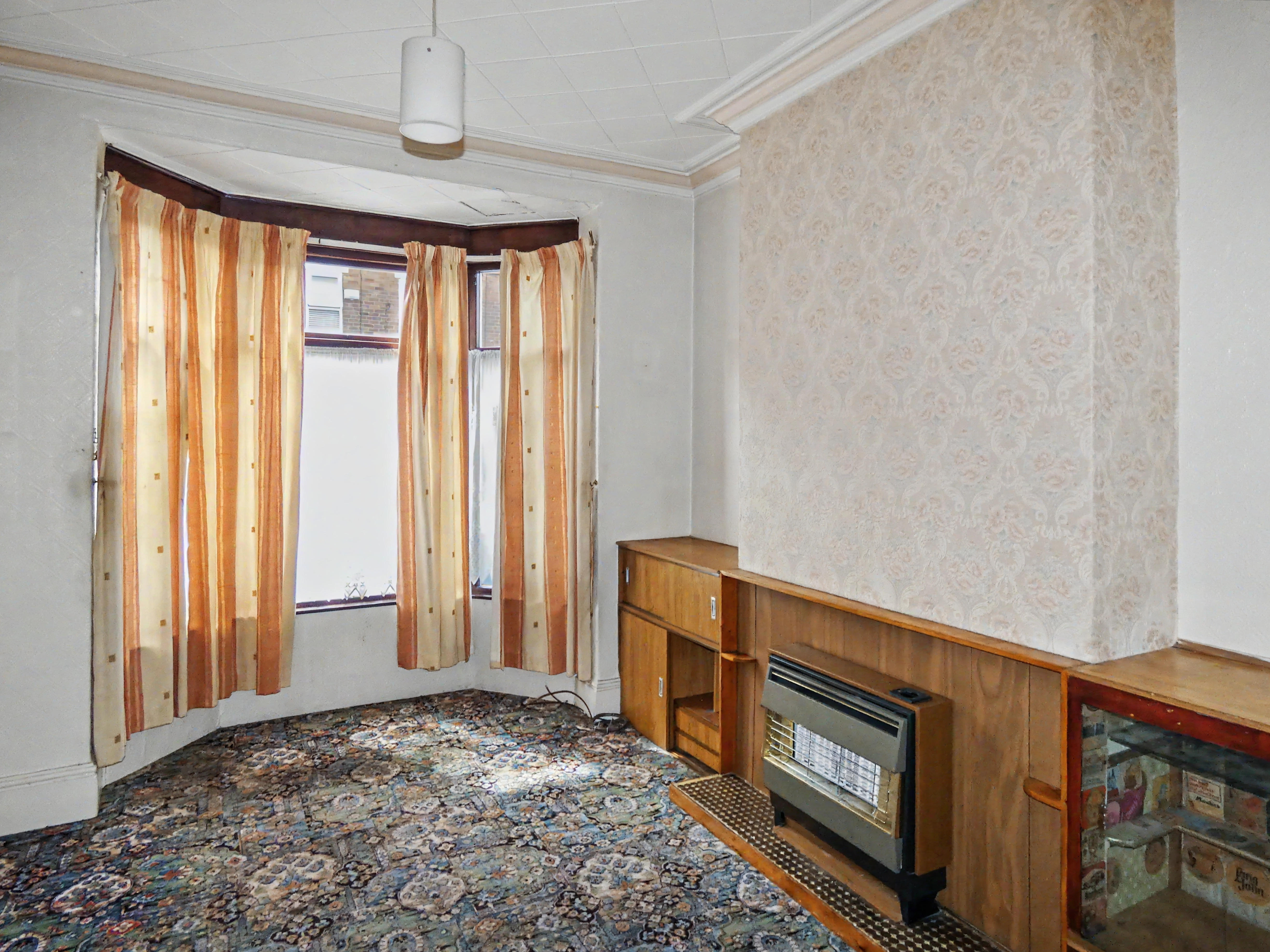 2 - Living room