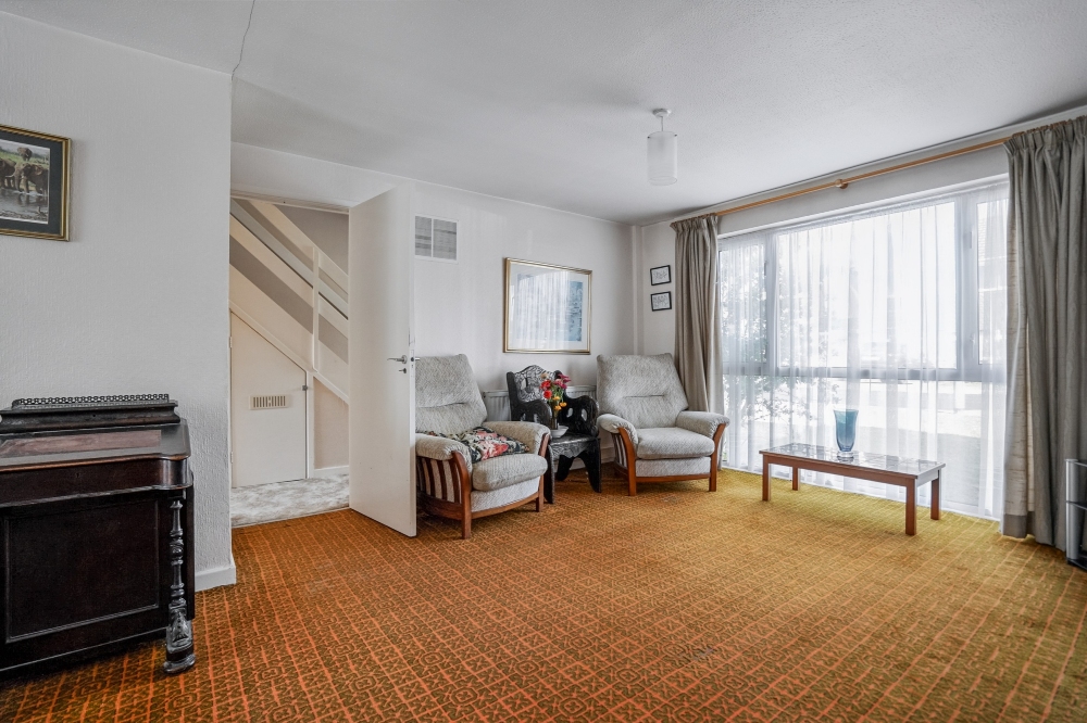 7 - Living room