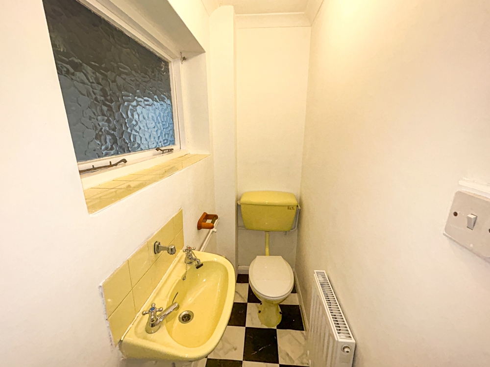 19 - Downstairs WC
