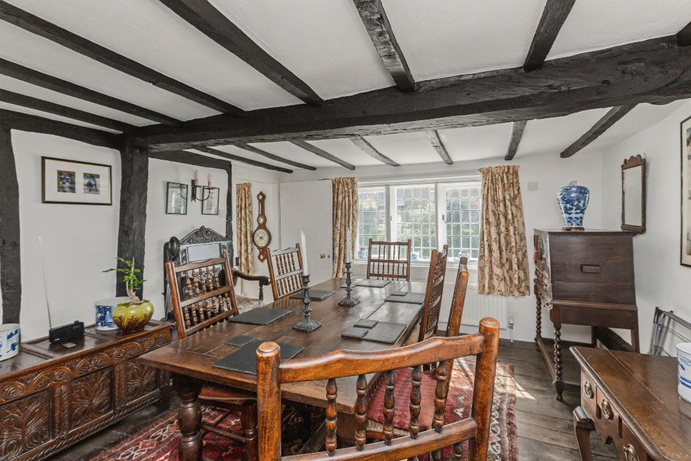 7 - Dining room