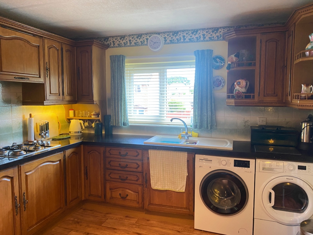3 - Kitchen