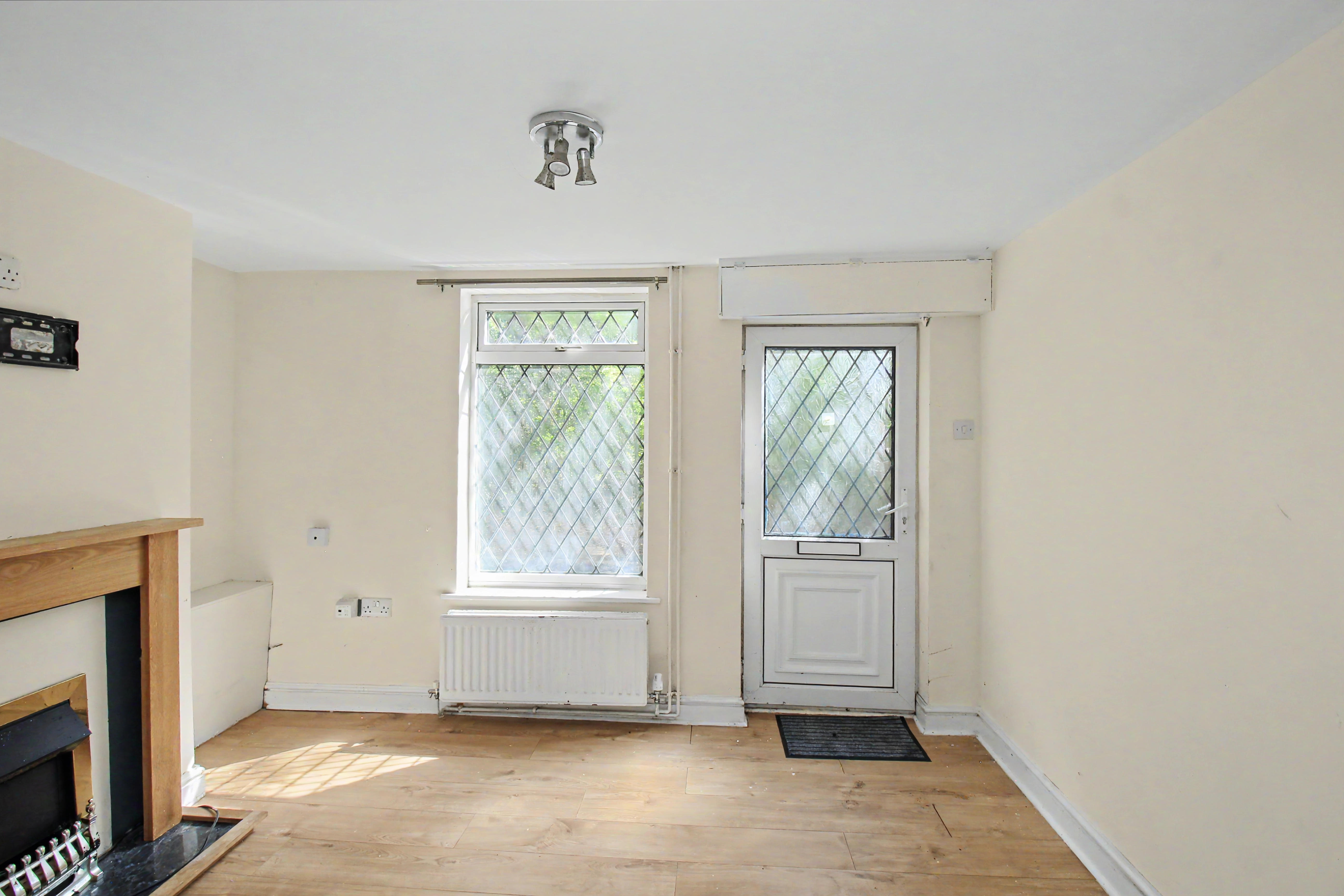 9 - Living room