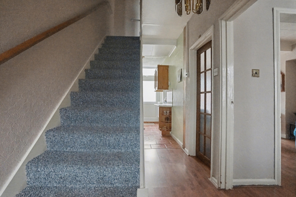 4 - Entrance
